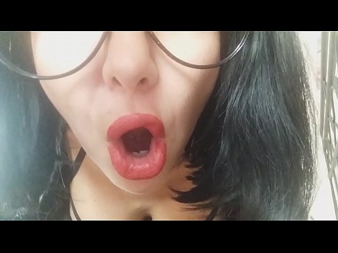 ❤️ ګرانه، ستا سوزنده مور به تاسو نن ښوونځي ته نه پریږدي ... زه تاسو ته ډیره اړتیا لرم ... ☑  په ps.filmexxx18.ru